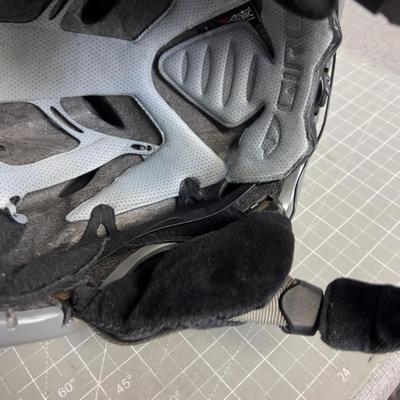 (2) Giro Helmets ski or snowboard? 