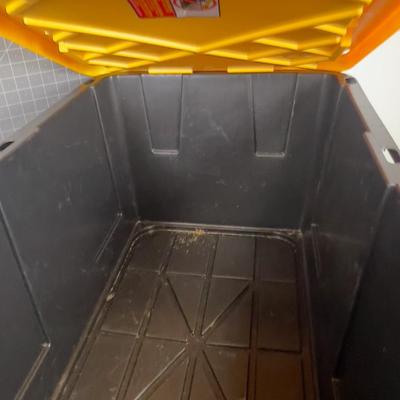 (2) 27 Gallon Totes Black/Yellow 