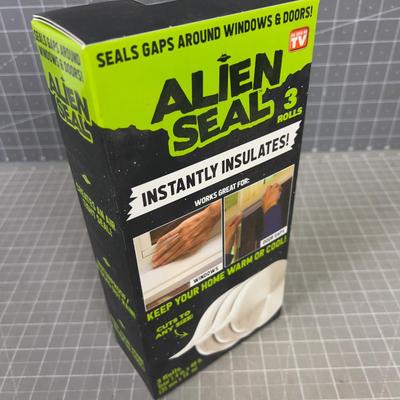 Alien Seals (3) Rolls NEW Keeps the Windows Tight