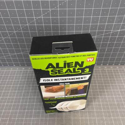Alien Seals (3) Rolls NEW Keeps the Windows Tight