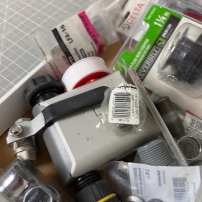 Mixed Lot of Plumbing Parts