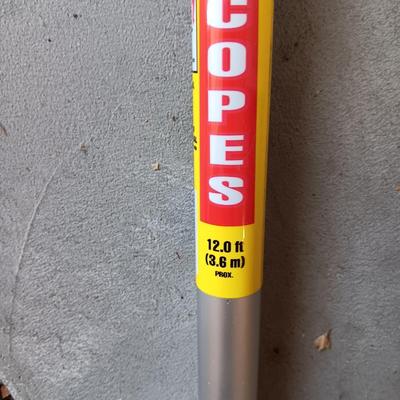 MR LONGARM 12 FOOT TELESCOPING LIGHT BULB CHANGER PLUS A VARIETY OF LIGHTBULBS
