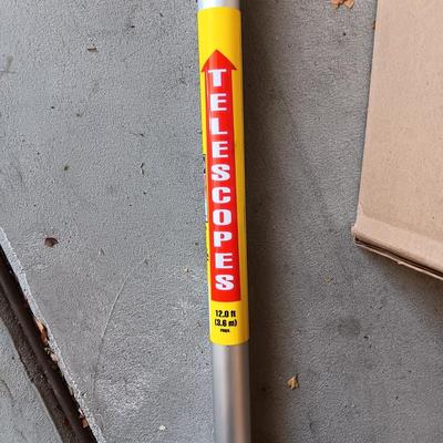 MR LONGARM 12 FOOT TELESCOPING LIGHT BULB CHANGER PLUS A VARIETY OF LIGHTBULBS