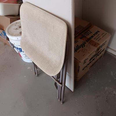 FOLDING STEP STOOL, DIRT DEVIL ULTRA AND EXTENSION CORDS