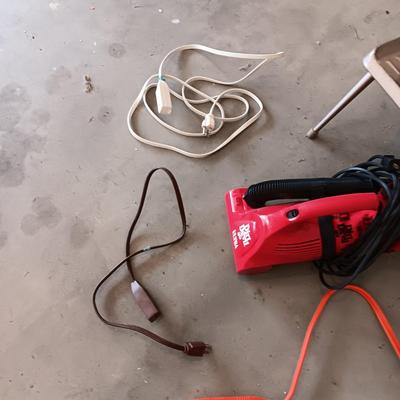 FOLDING STEP STOOL, DIRT DEVIL ULTRA AND EXTENSION CORDS