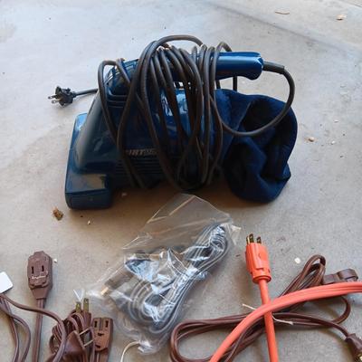 DIRT VAC AND SOME EXTENSION CORDS