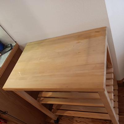3 TIER OAK WOOD CART ON LOCKING CASTERS
