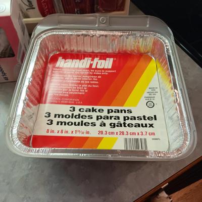 DISPOSABLE DINNERWARE