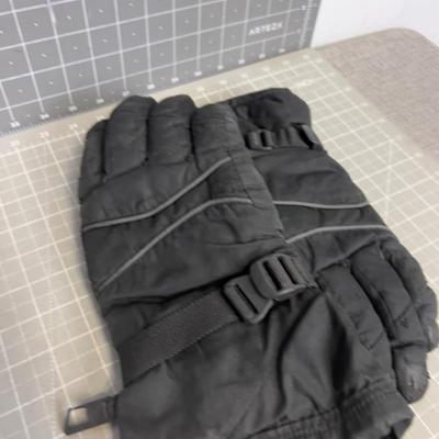 2 Pairs of Winter Gloves (1) Set is Black Diamond