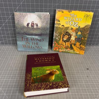 Beautifully Illustrated Story Books: Wizard Of Oz, Wind and the Willows, Watership Down 
