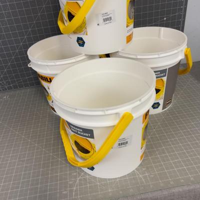 (4)  2-Gallon Buckets 