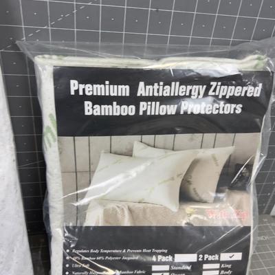 Curtains, Towels and Pillow Cases, NEW 
