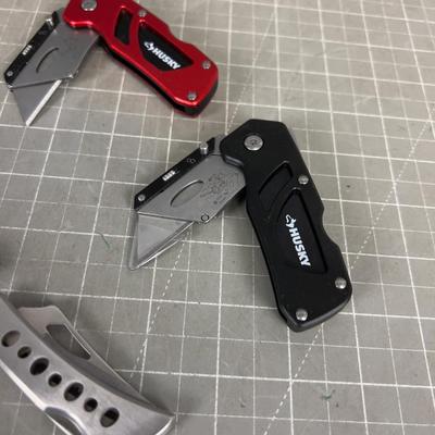 5 Folding Pocket Knives 
