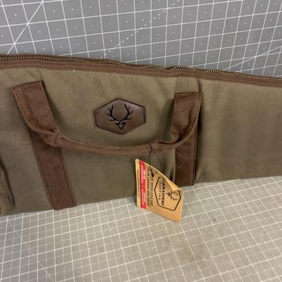 Evolution Rifle Case, NEW Retails at $75. 