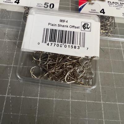 (5) Eagle Claw No. 4 Plane Shank Hooks 