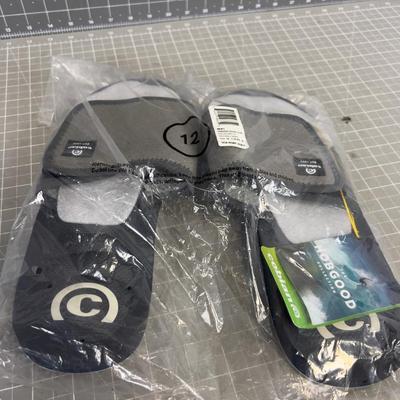 New COBIAN Men's Slides Size 12
