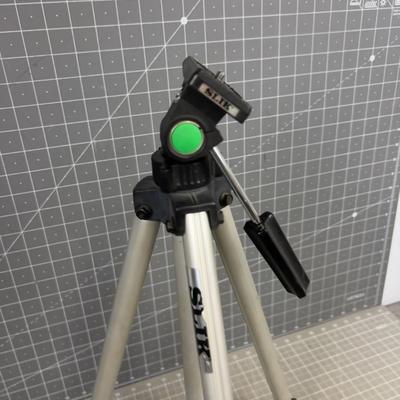 SILK Adjustable Height Tri-pod