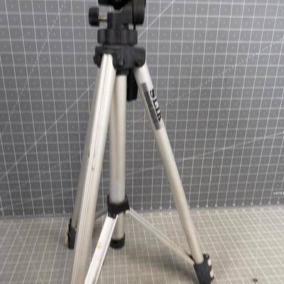 SILK Adjustable Height Tri-pod