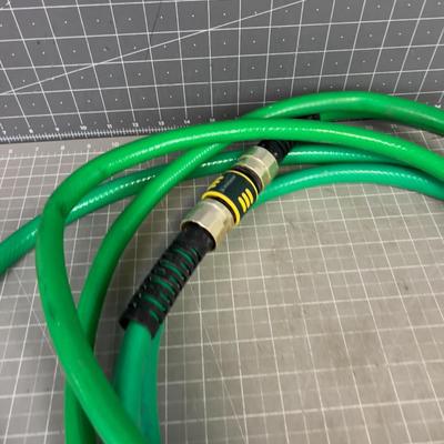 (2) 8-Foot Garden Hoses with quick connects 