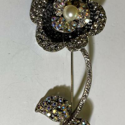 large retro SILVER PEARL RHINESTONE MARCASITE FLOWER PIN
