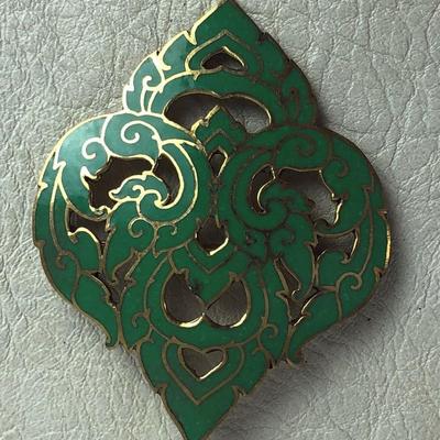 vintage SIAMESE ENAMEL GOLDTONE PIN BROOCH AMFARCO