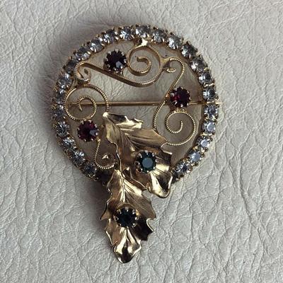 vintage festive RHINESTONE CHRISTMAS HOLIDAY PIN
