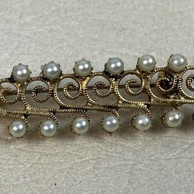 vintage GOLD FILIGREE & PEARL PIN