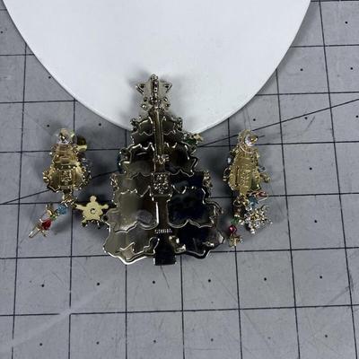 LATR 2GO Lunch At The Ritz Christmas Tree Pendant Pin/Brooch & Earrings SET