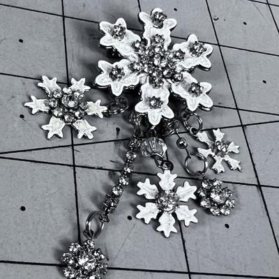 LATR 2GO Lunch at the Ritz Snowflake Winter Pin Bejeweled 