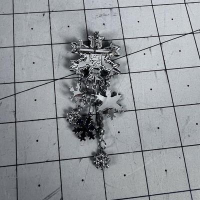 LATR 2GO Lunch at the Ritz Snowflake Winter Pin Bejeweled 