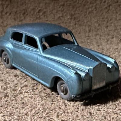 LESNEY MATCHBOX ROLLS ROYCE SILVER CLOUD No 44