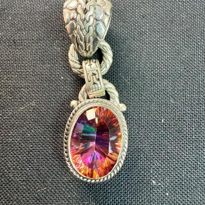 Bali above Boud Quartz Pendant (925)