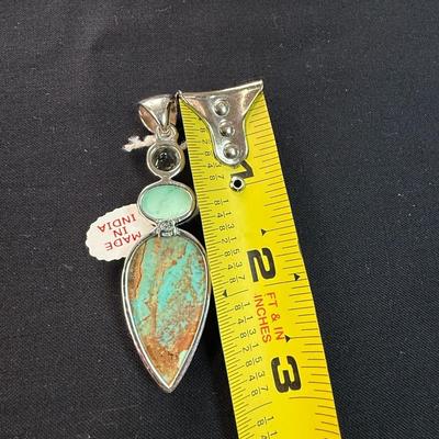 Boulder Turquoise Green Opal