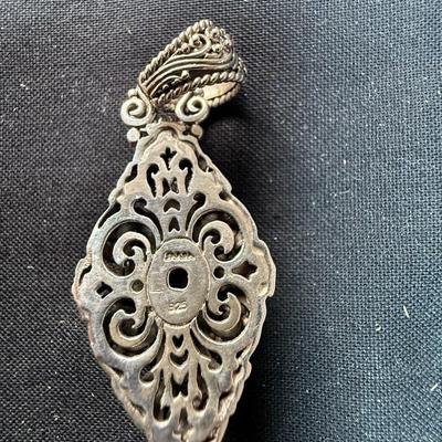 Neon Opatite Mother ofPearl (925)