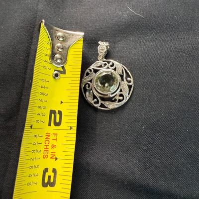 PTI Sterling 925 Faceted Green Amethyst Gemstone Leaf Round Pendant