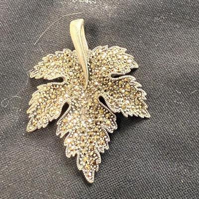 Sterling Silver 925 Marcasite Maple Leaf Enhance