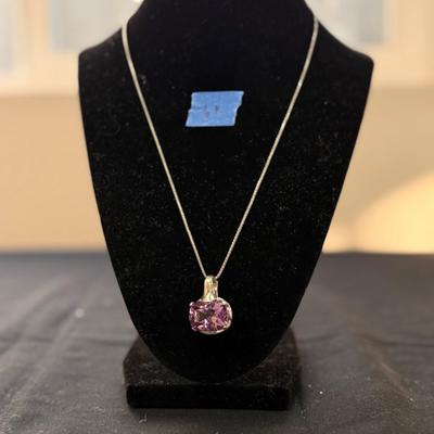 Pink oblonged with gold platted setting necklace (925)