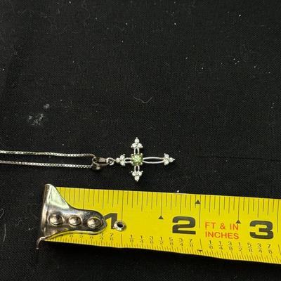 Demantorid Garnef & White Zirconia Necklace