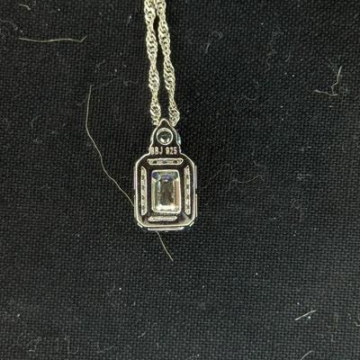 Fabulite Strontium Titanate