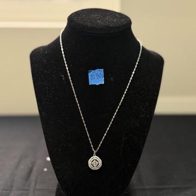 Sterling Silver Asscher Pundanh