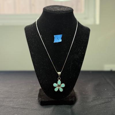 Turquoise Daisy Pendant necklace