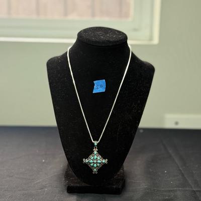 Turquoise pendandt necklace