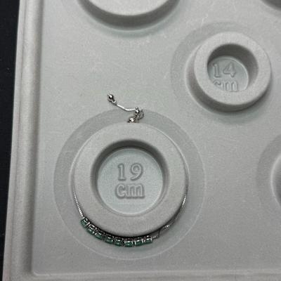 Light green stone bracelet