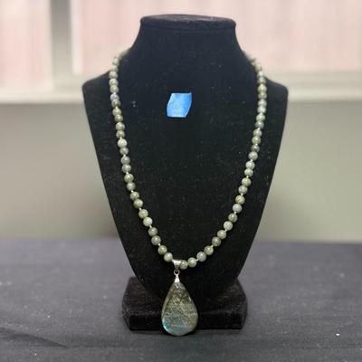 Labradorite and Prehnite Beaded Necklace