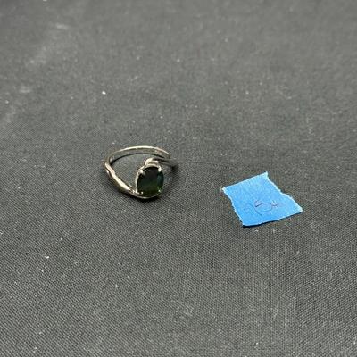 Sterling Silver Dark Green Stone ring