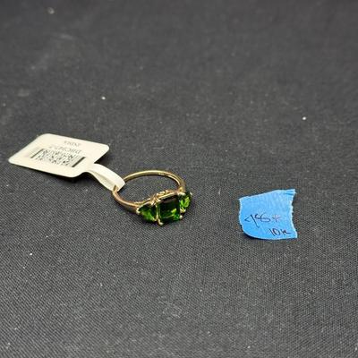 10KT 2.20CTW Russian Chrom Diopside Ring