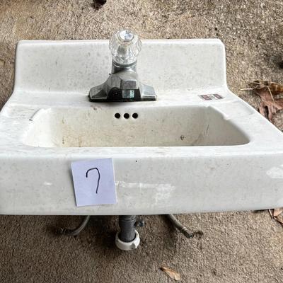 Wall Sink