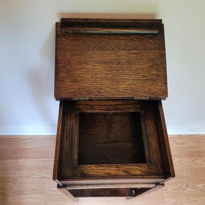 Solid Wood Smoking Table (B2-EL)