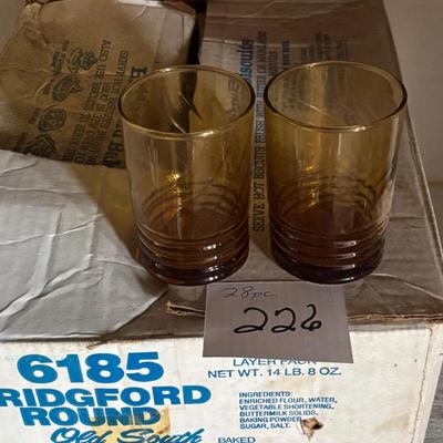 28 Piece Glass Lot