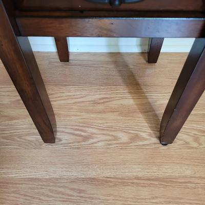 Table Lamp and Night Stand (B2-EL)